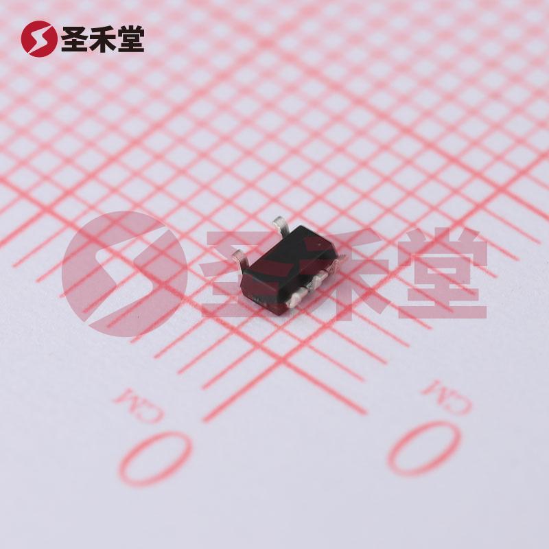 LM8805SF5-3.3 产品实物图片