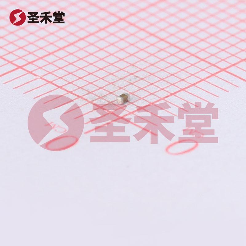CC0402KRX7R9BB102 产品实物图片