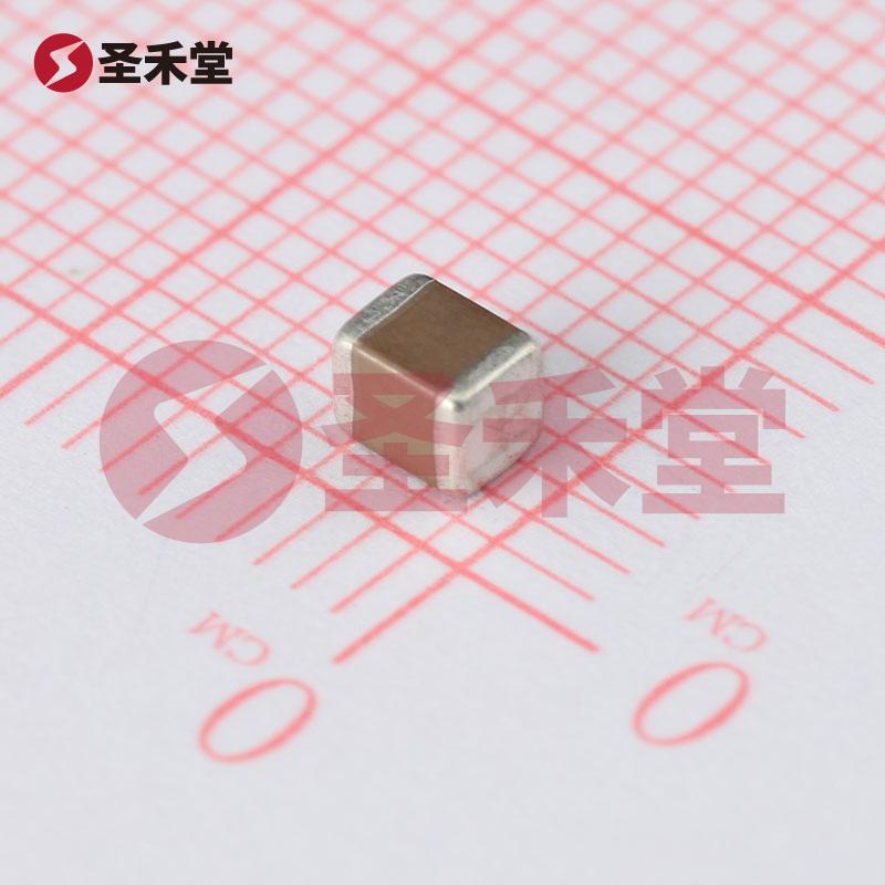 UMK325AB7106KMHP 产品实物图片