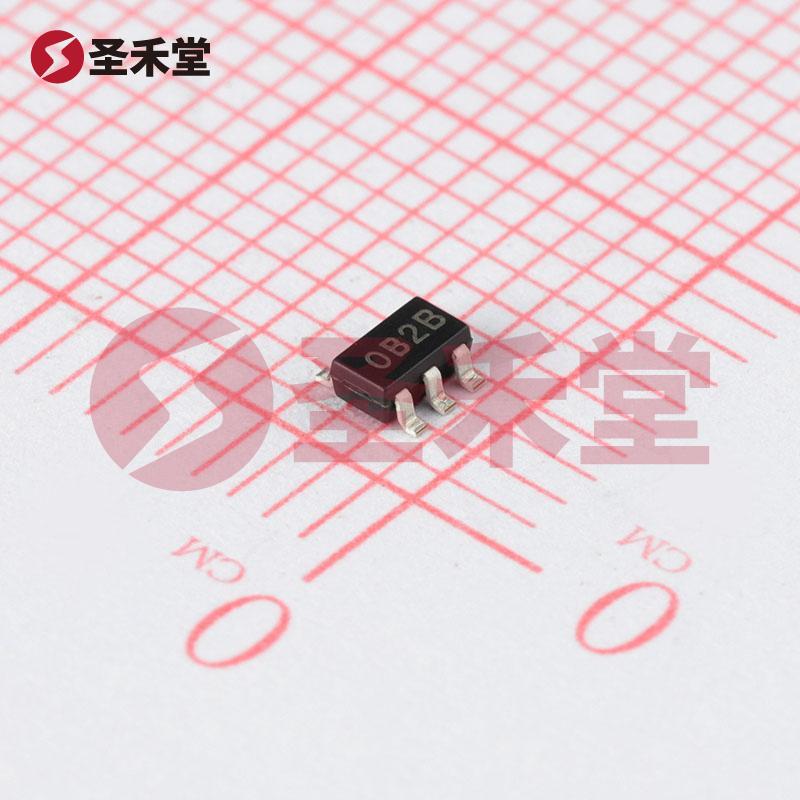 XC6210B332MR 产品实物图片