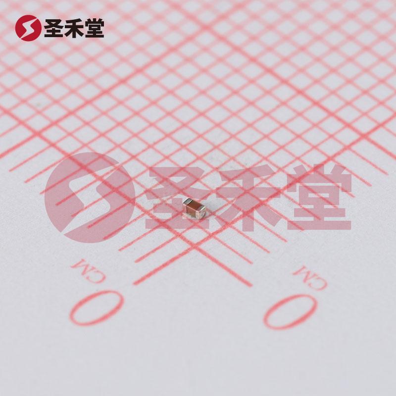 GRM155R71H104KE14D 产品实物图片