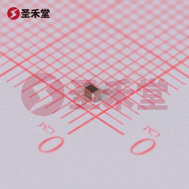 EMK107BBJ106MA-T 产品实物图片