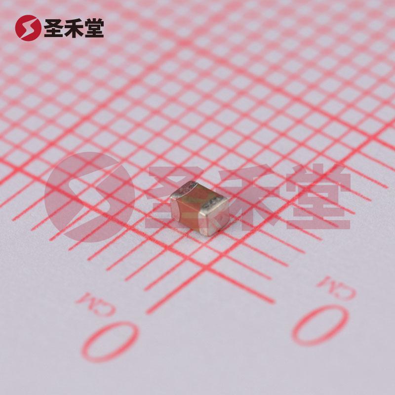 CL21A226MAQNNNE 产品实物图片