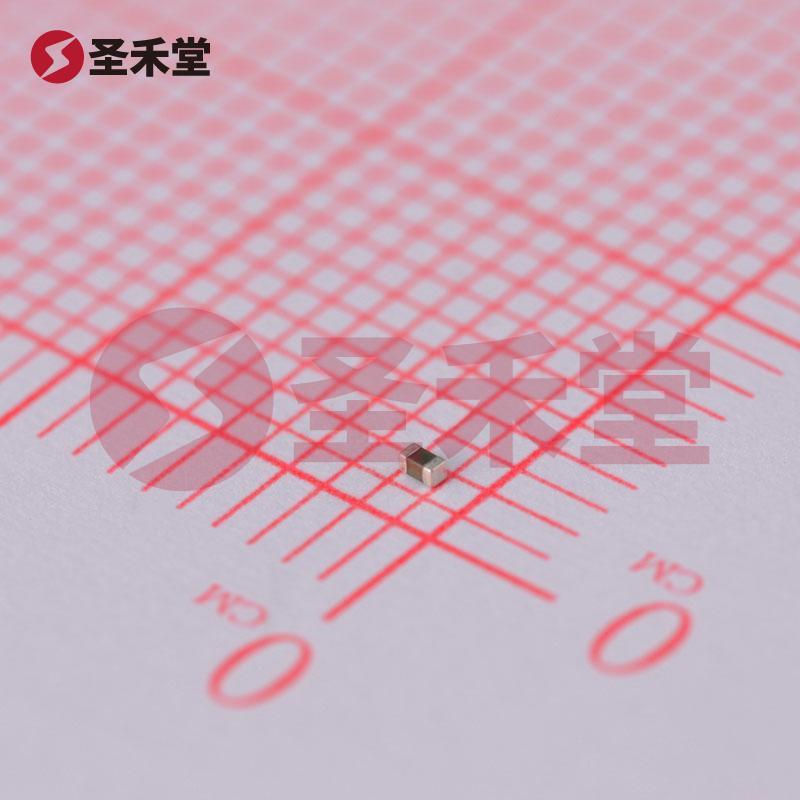 EMK105BJ105KV-F 产品实物图片