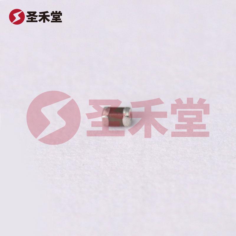 GRM155R70J105KA12D 产品实物图片