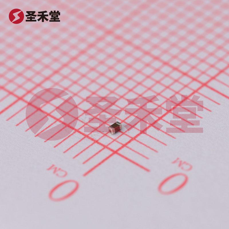 GRM155R70J105KA12D 产品实物图片