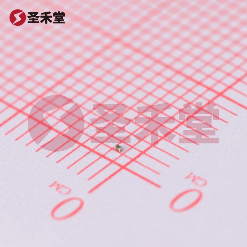 CL03A104KO3NNNC 产品实物图片