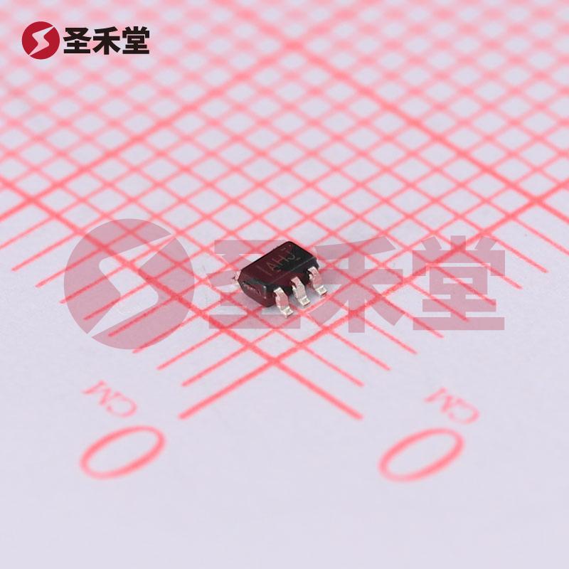 SN74AHC1G86DCKR 产品实物图片