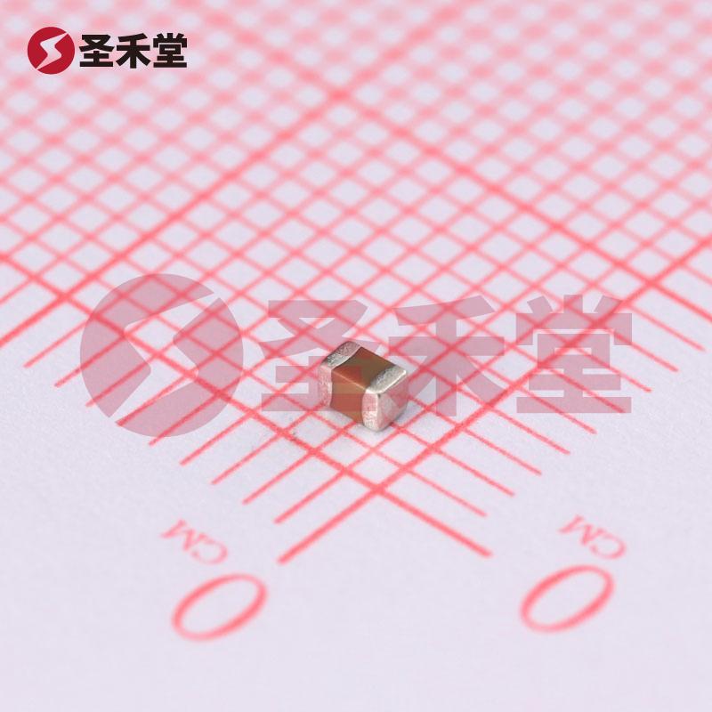 CC0805KKX5R6BB106 产品实物图片