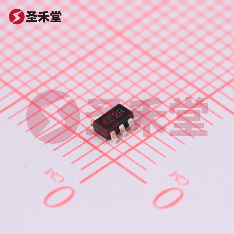 XC6204B332MR 产品实物图片