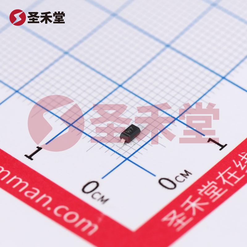 BZT52C4V7 产品实物图片