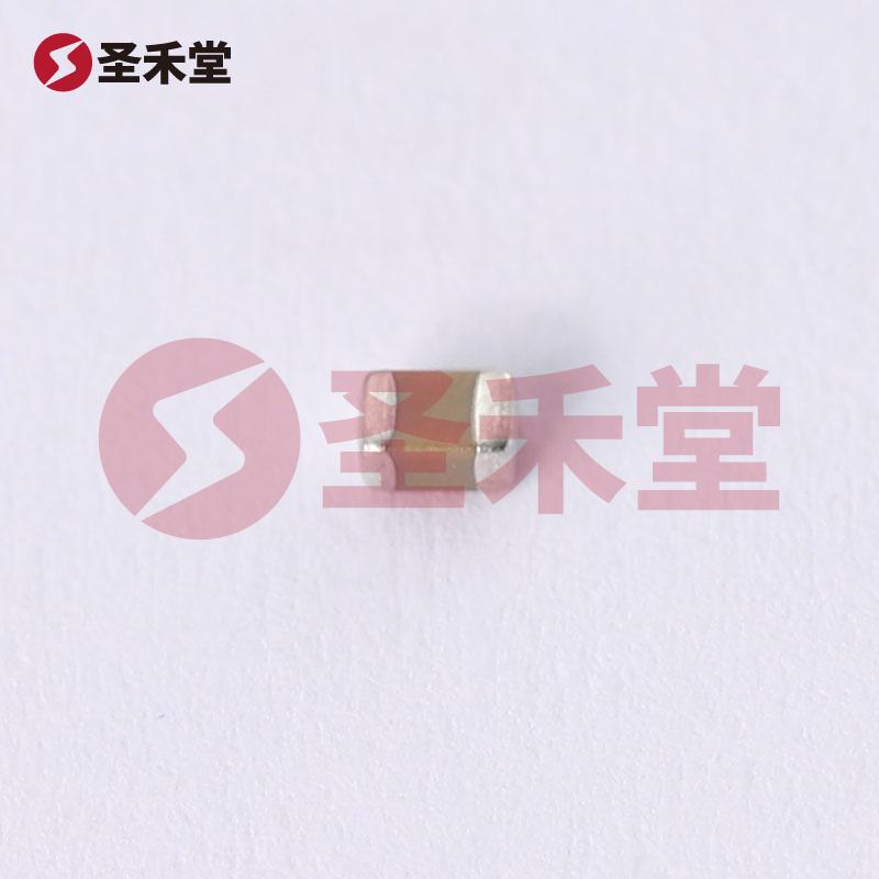 GCM21BR72A104KA37L 产品实物图片