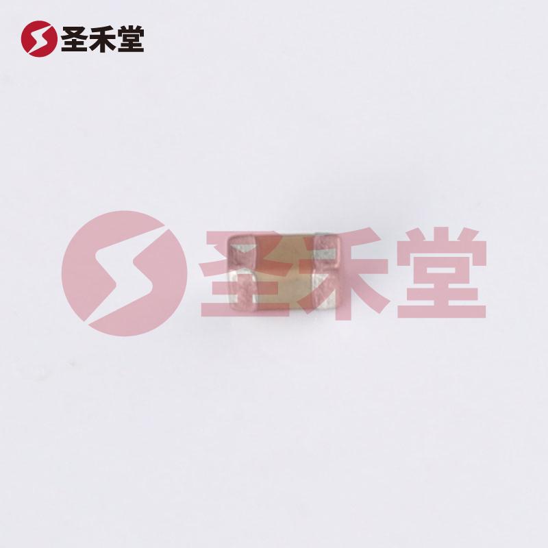 CL10A475KP8NNNC 产品实物图片