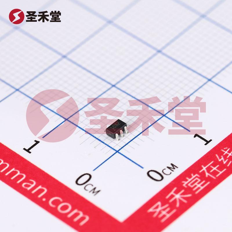 TSM1052 产品实物图片