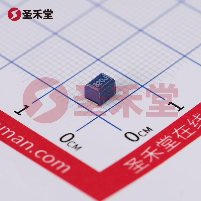 NL453232T-820J-PF 产品实物图片