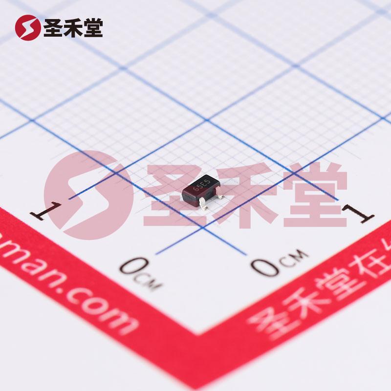 XC6206P152MR 产品实物图片