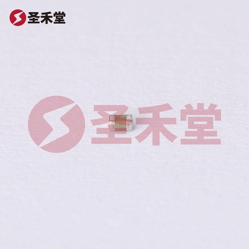CL05A225MQ5NSNC 产品实物图片