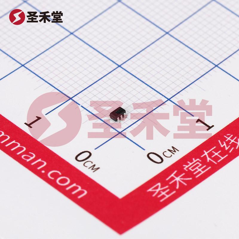 ACX114YUQ-7R 产品实物图片