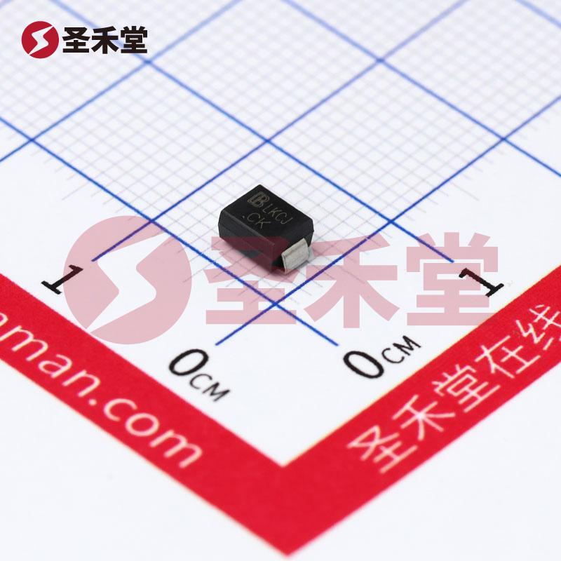 SMBJ30CA/TR13 产品实物图片