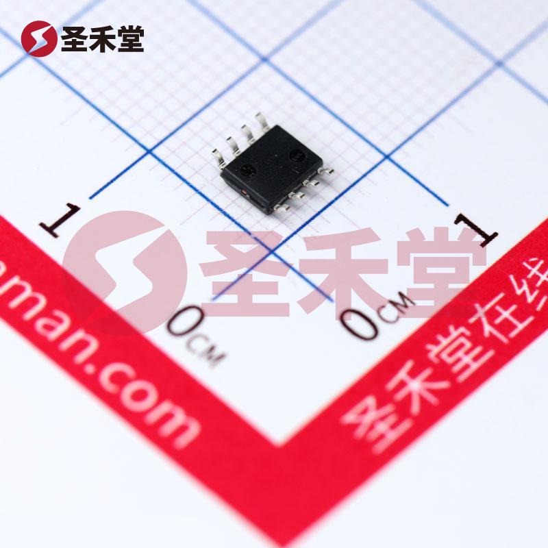 AT24C64D-SSHM-T 产品实物图片