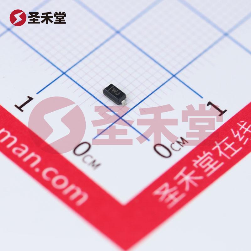 BZT52C15 产品实物图片