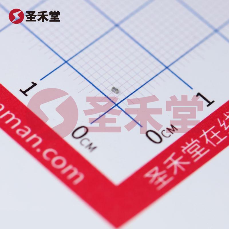 CC0402JRNPO9BN331 产品实物图片