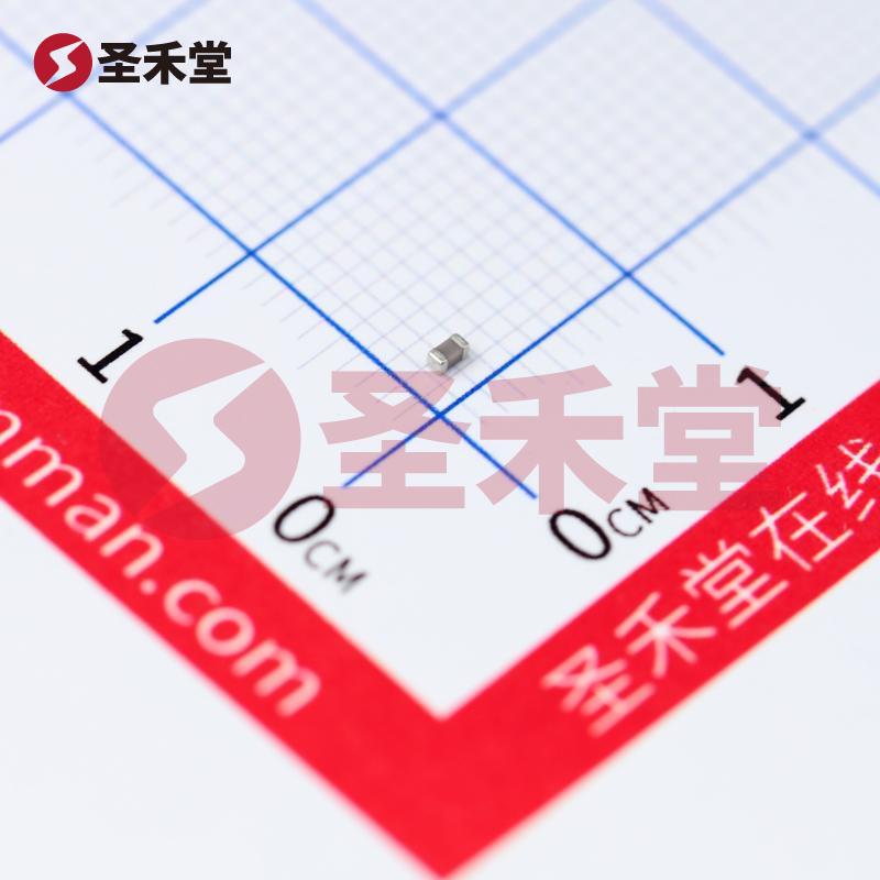 CL10C221JB8NNNC 产品实物图片