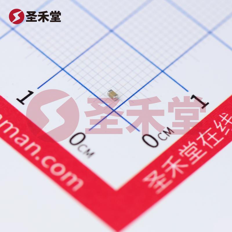 CL10B333KB8NNNC 产品实物图片