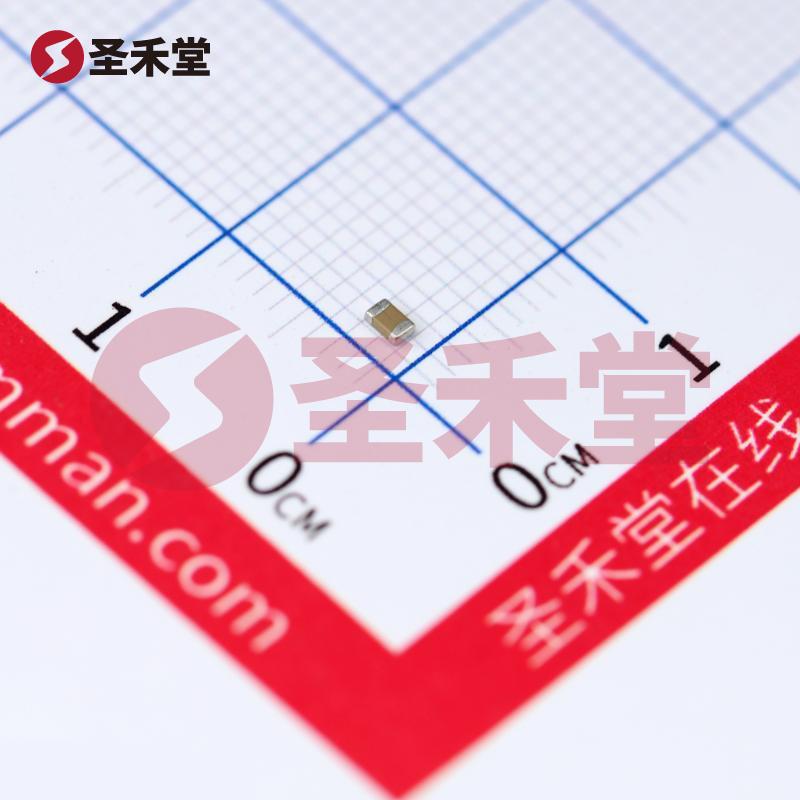 CL21B473KBANNNC 产品实物图片