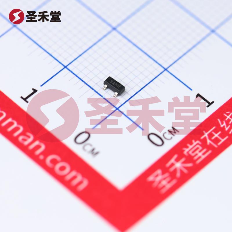 STM810TWX6F 产品实物图片