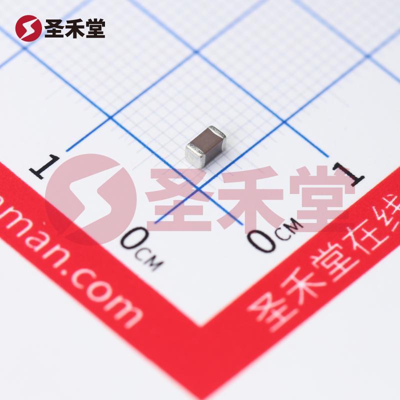 GRM31CC81E226ME11L 产品实物图片