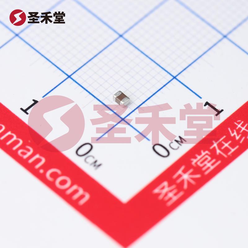 GRM219R61C226ME15L 产品实物图片