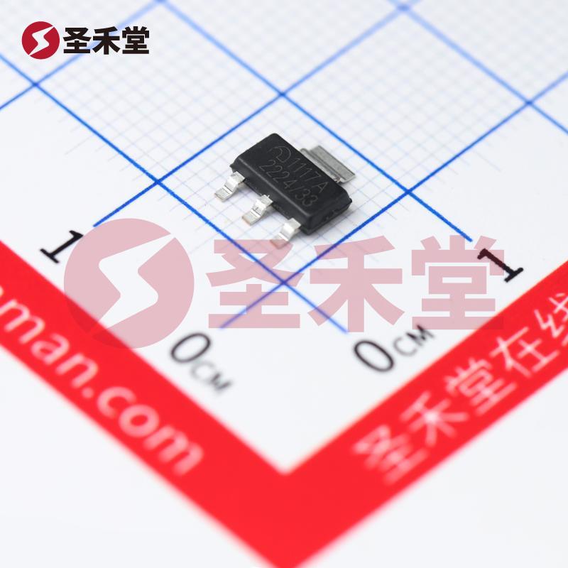 ME1117A33B3G 产品实物图片