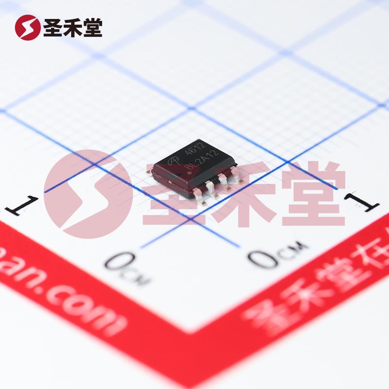 AO4612 产品实物图片