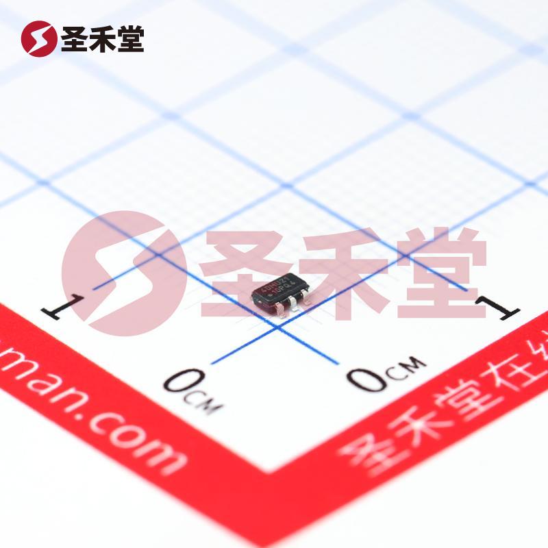 AT24C04D-STUM-T 产品实物图片