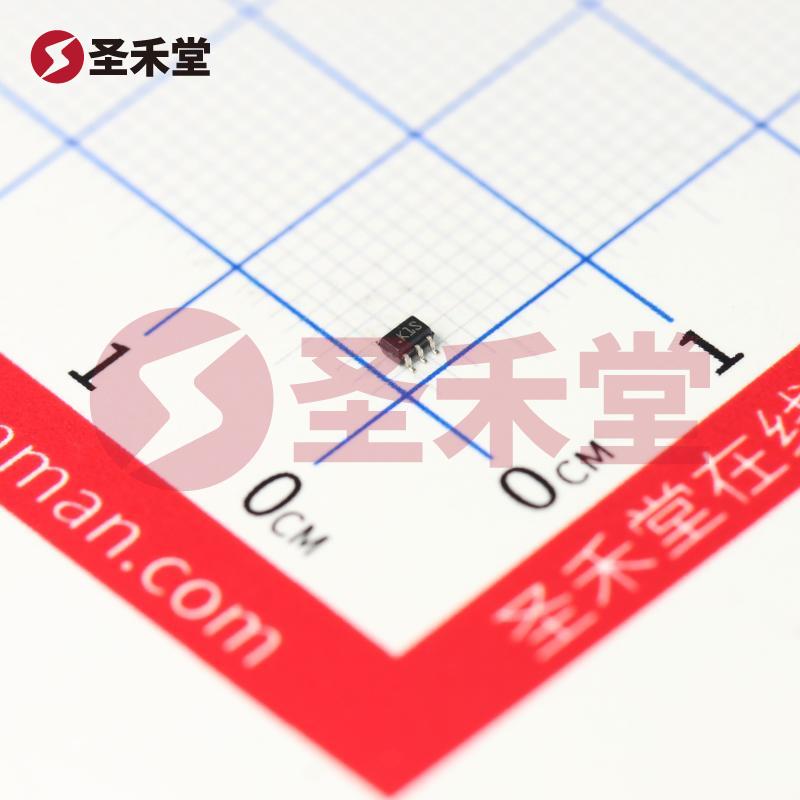 LMV821ICT 产品实物图片