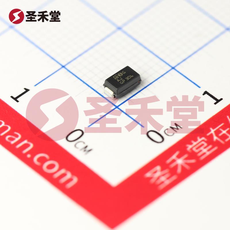 SMAJ15CA-TR 产品实物图片
