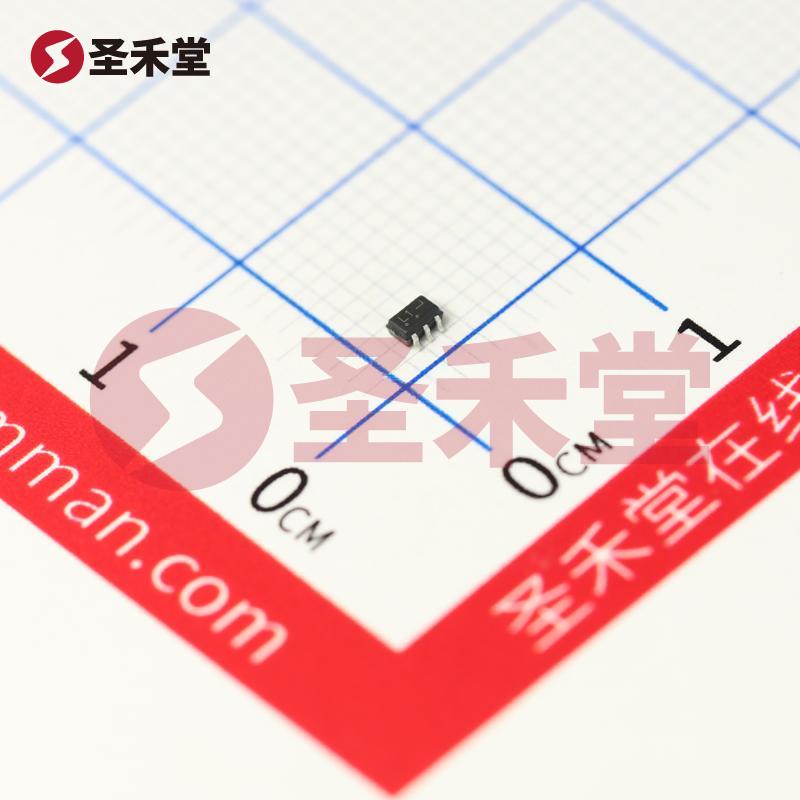 NL17SZ00DFT2G 产品实物图片