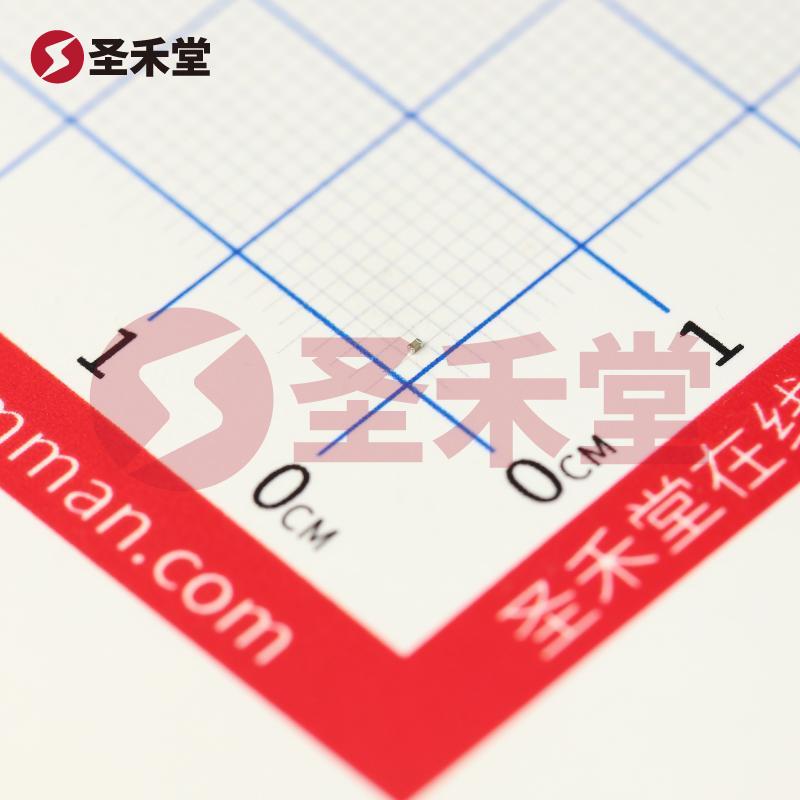 GRM033R61A105ME44D 产品实物图片